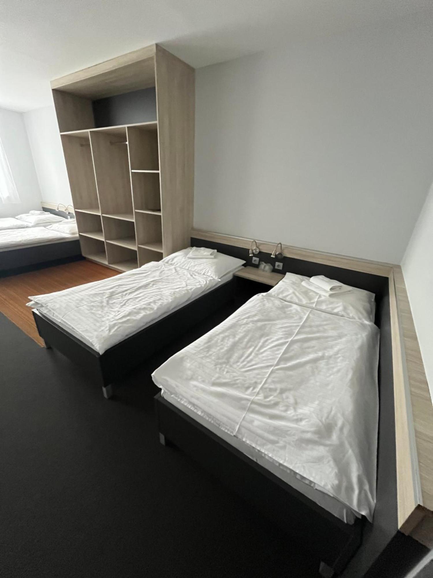 Hotel Buly Aréna Kravaře Esterno foto